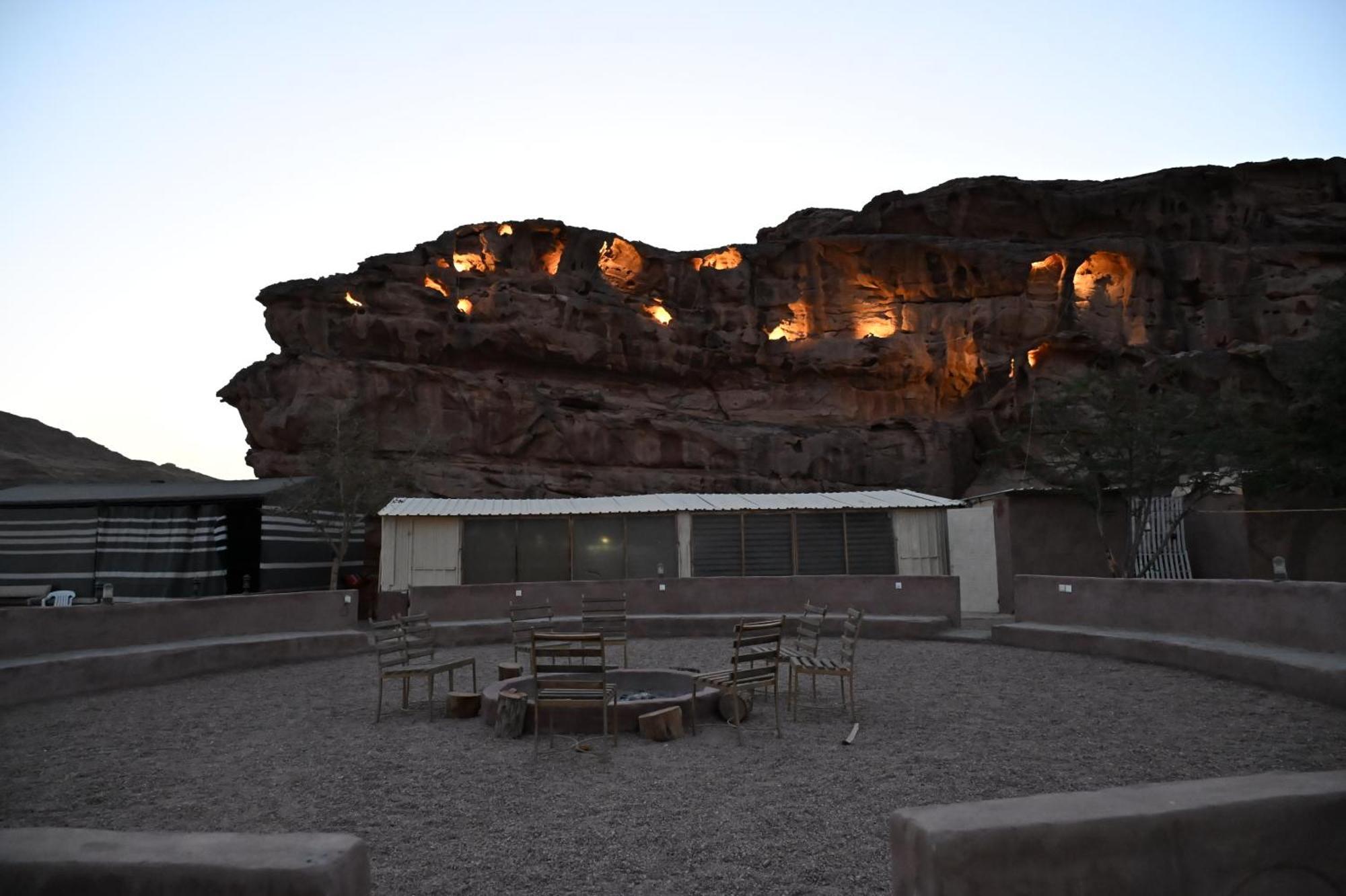 Bilal Luxury Camp Hotel Wadi Rum Exterior foto