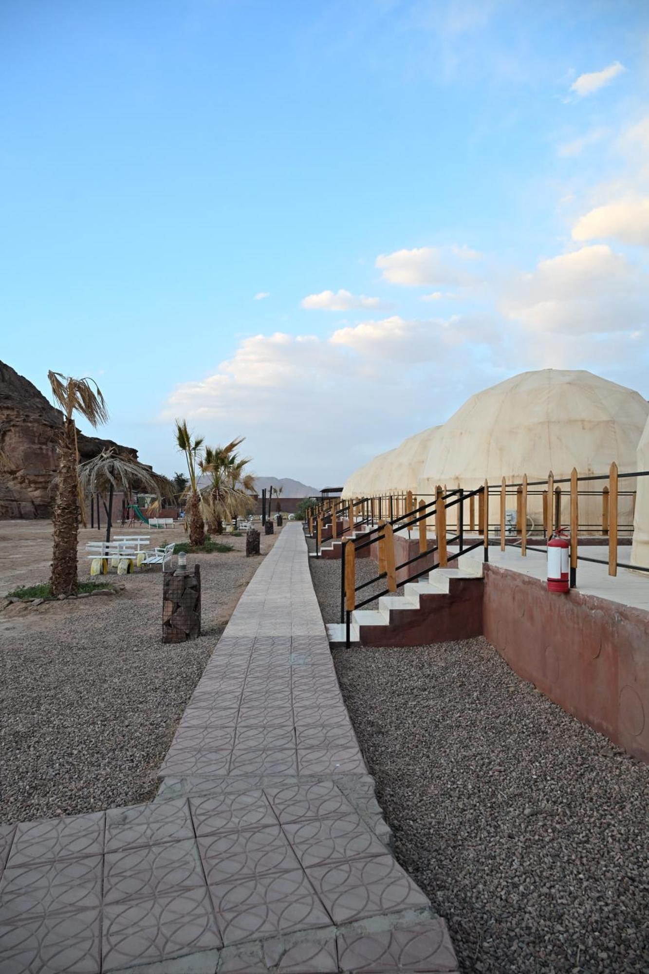 Bilal Luxury Camp Hotel Wadi Rum Exterior foto